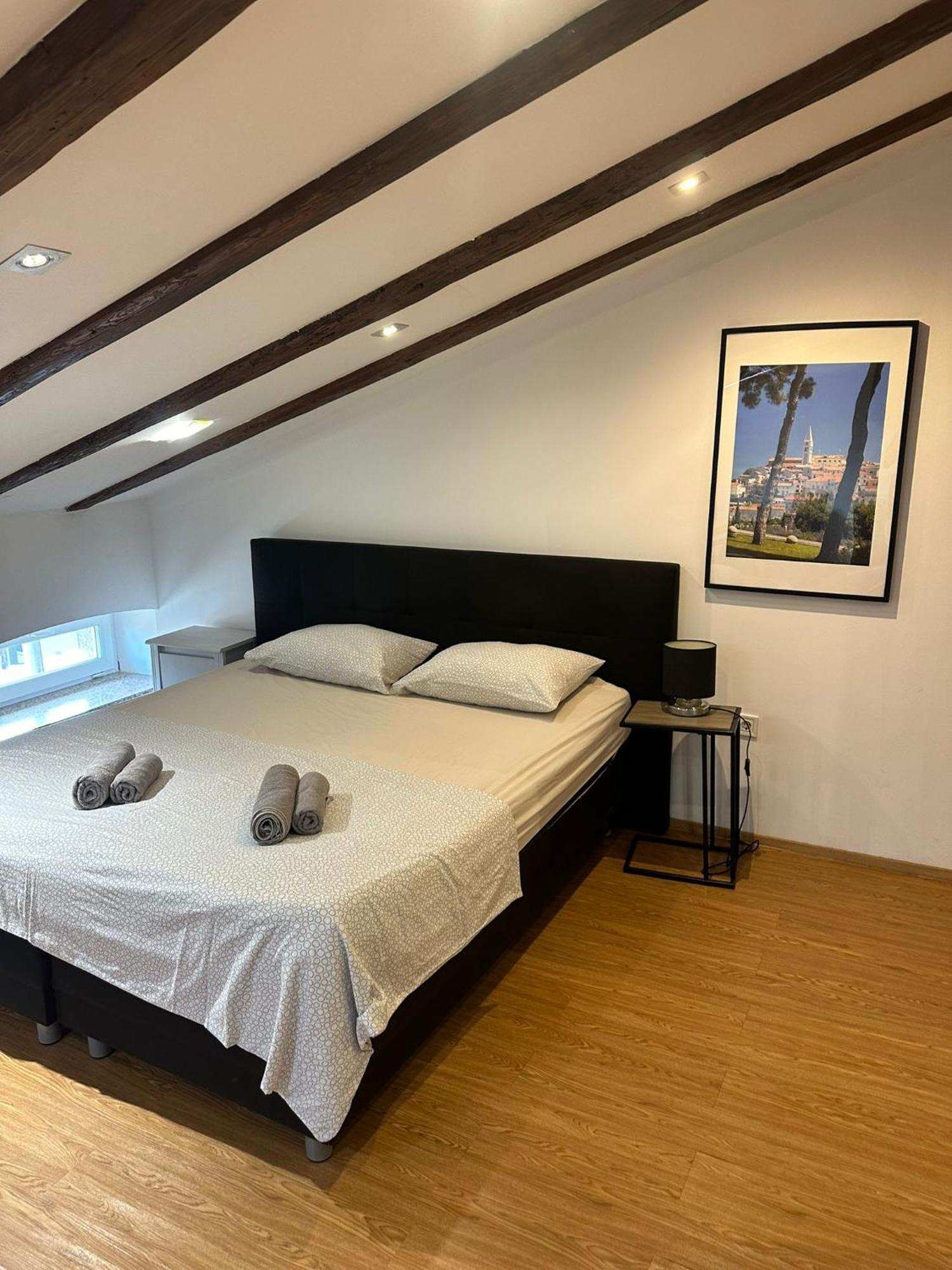 Apartment In The Heart Of Pula Eksteriør billede